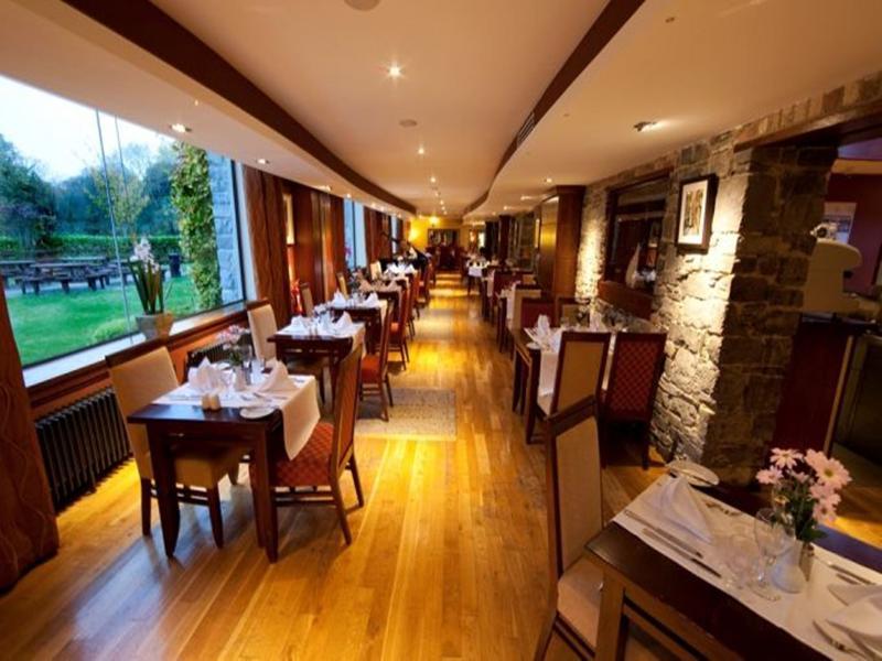 Court Yard Hotel Leixlip Ngoại thất bức ảnh