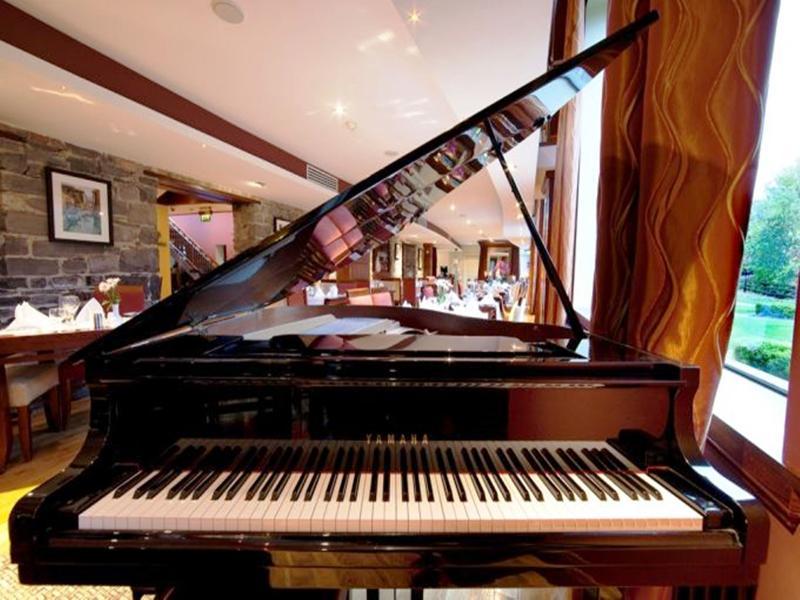 Court Yard Hotel Leixlip Ngoại thất bức ảnh
