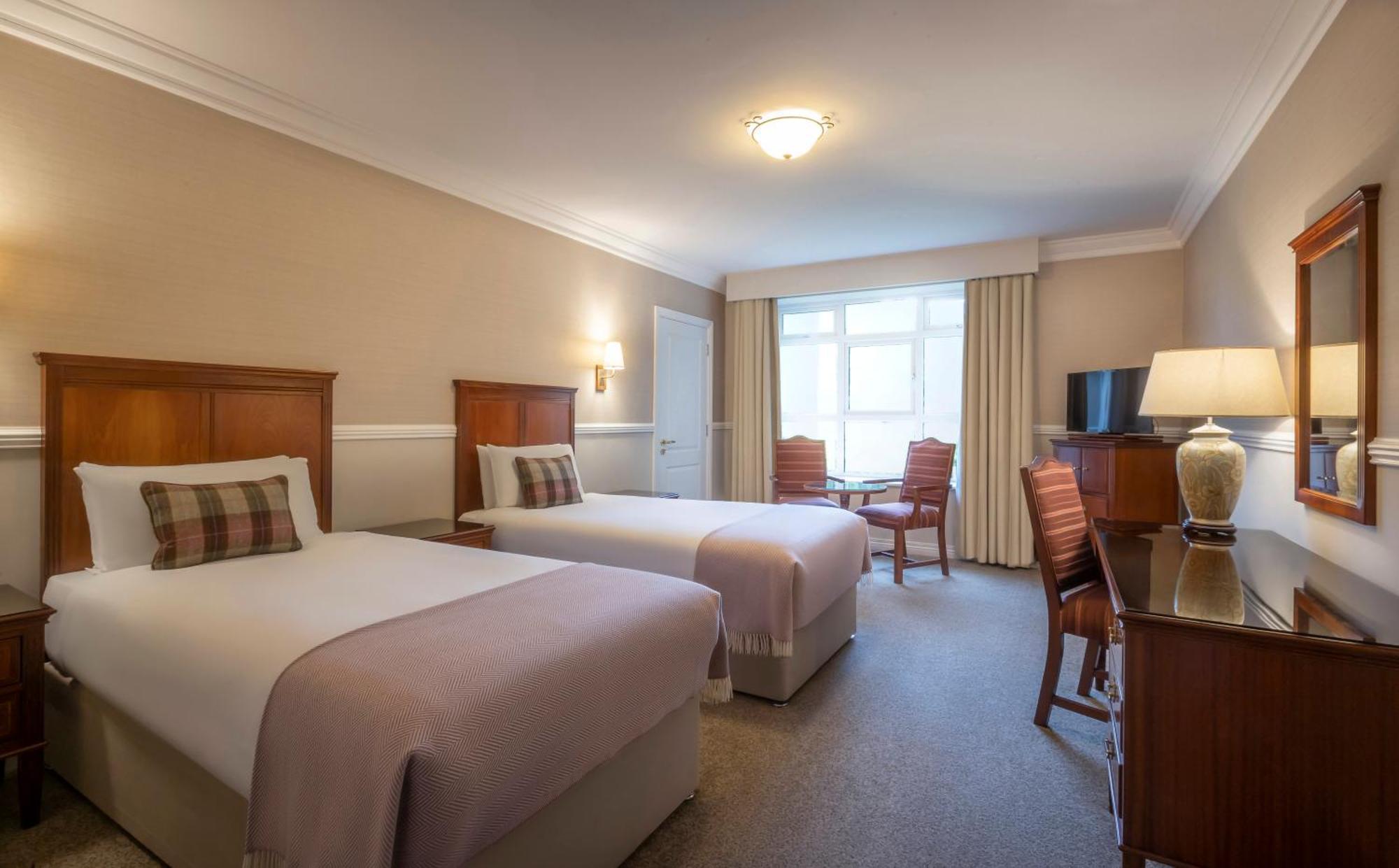 Court Yard Hotel Leixlip Ngoại thất bức ảnh